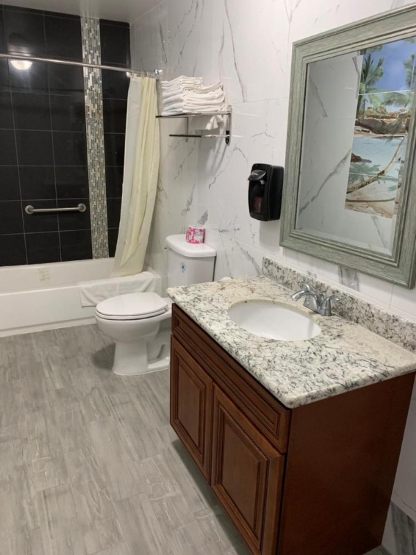 norwalk inn & suites image 12